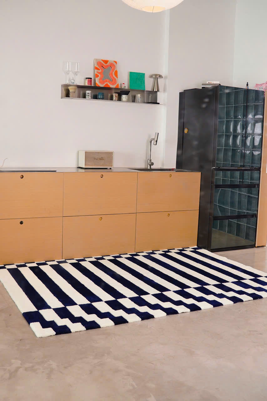 Alfombra Índigo Moderna - Azul Marino y Blanco